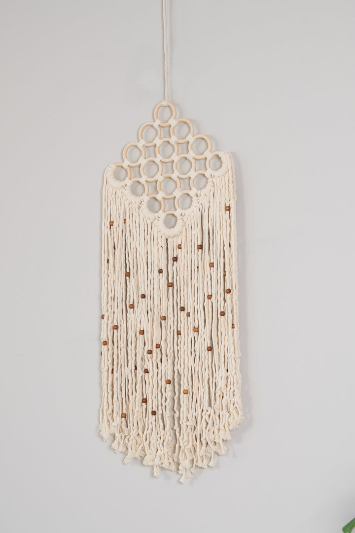 easy macrame wall hanging